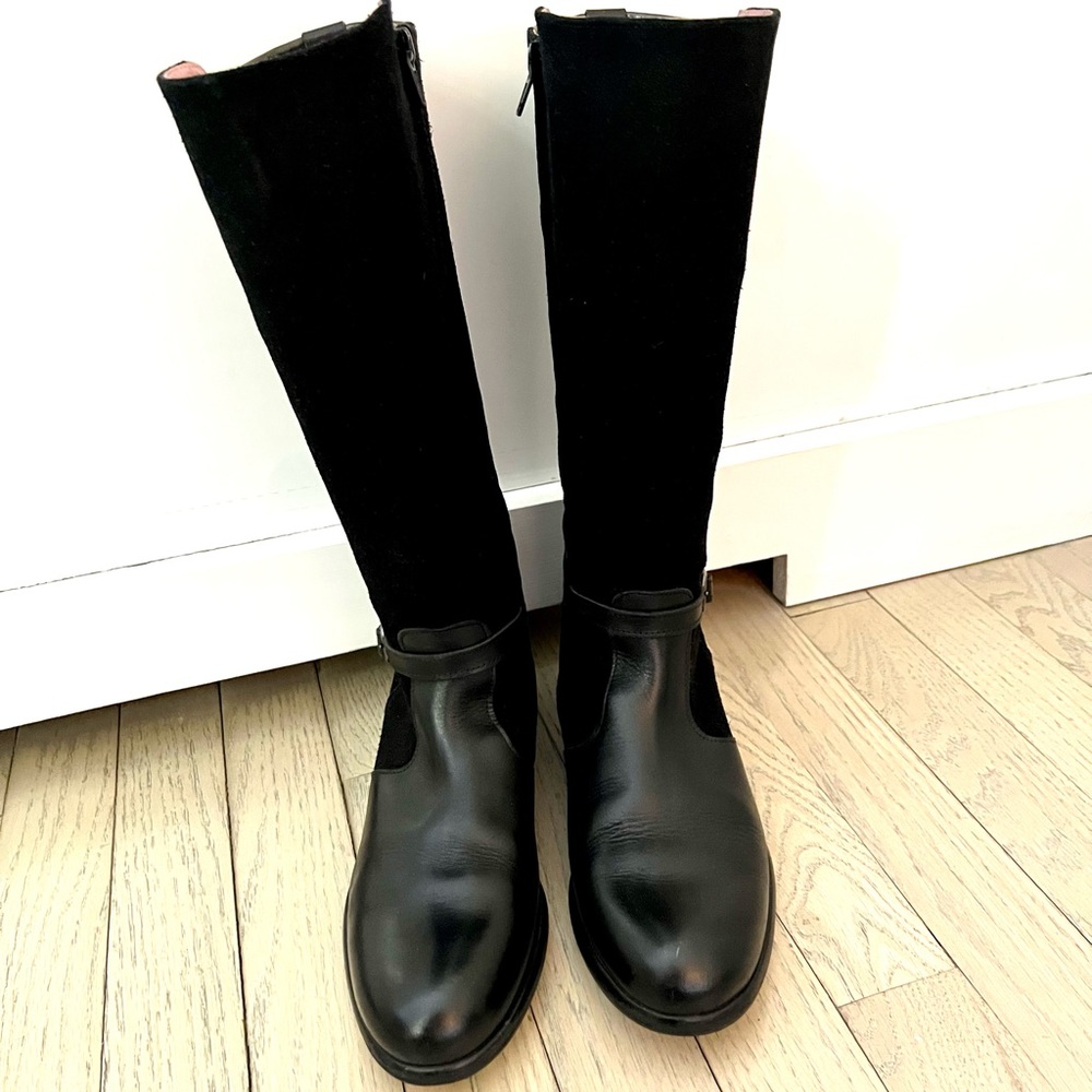 Like new! Designer Jacadi Suede and leather boots size 38